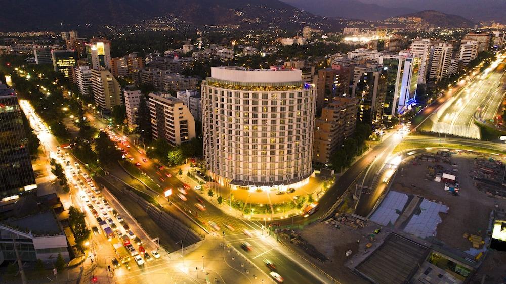 Отель Doubletree By Hilton Santiago Kennedy, Chile Экстерьер фото