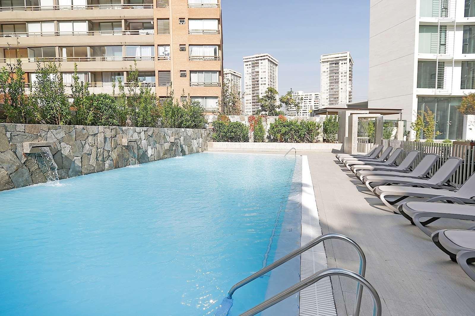 Отель Doubletree By Hilton Santiago Kennedy, Chile Экстерьер фото