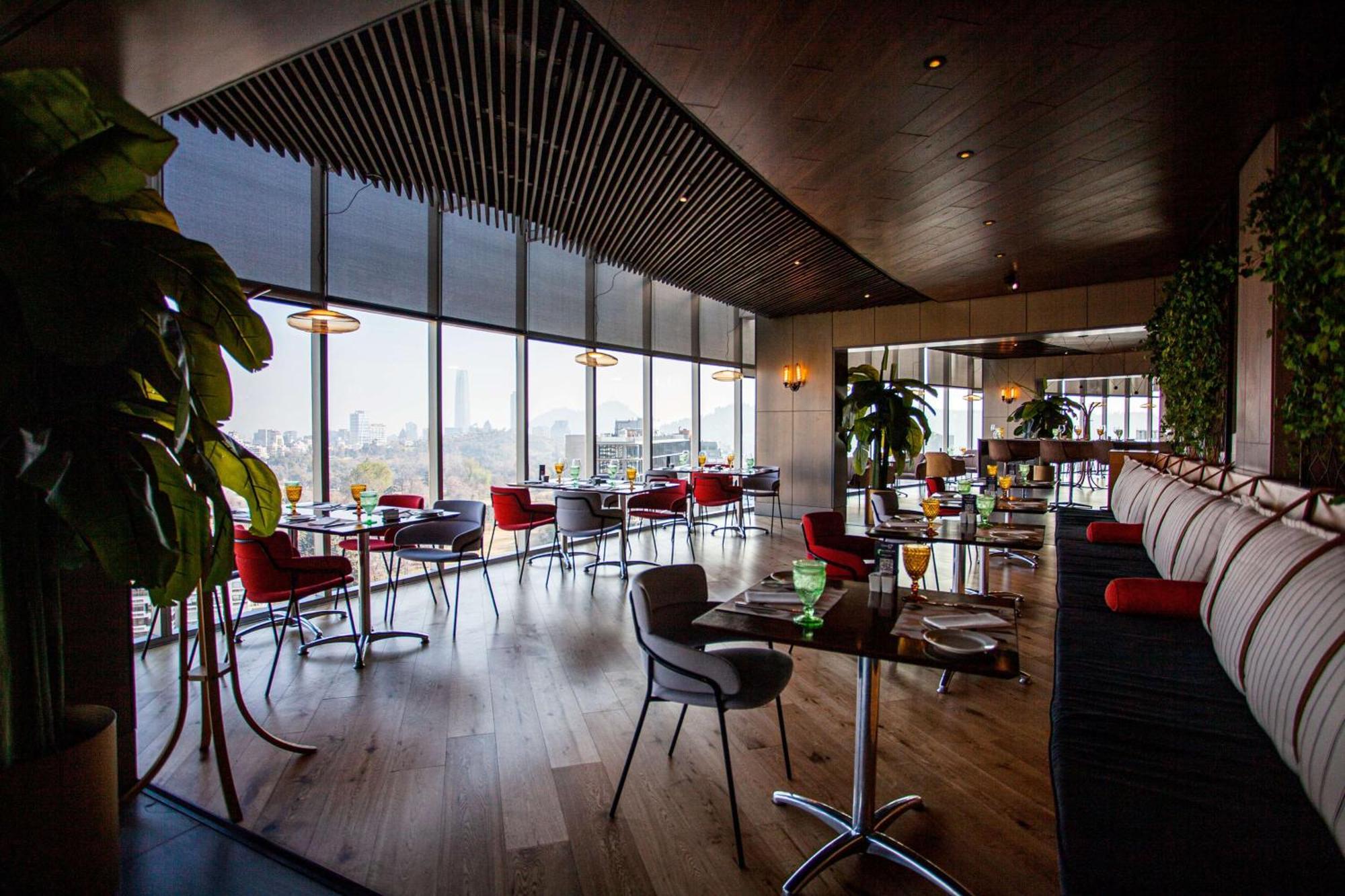 Отель Doubletree By Hilton Santiago Kennedy, Chile Экстерьер фото